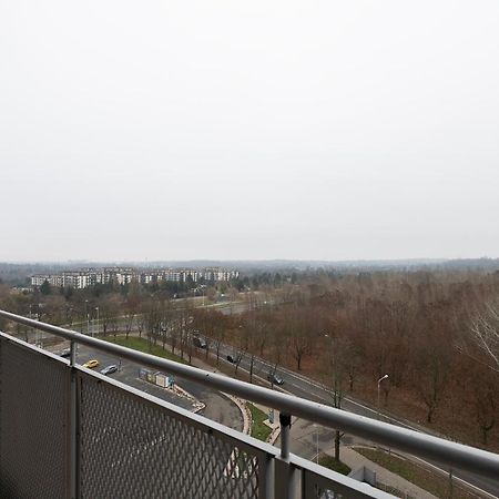 Penthouse With A View Of Lodz & Free Parking Apartamento Exterior foto