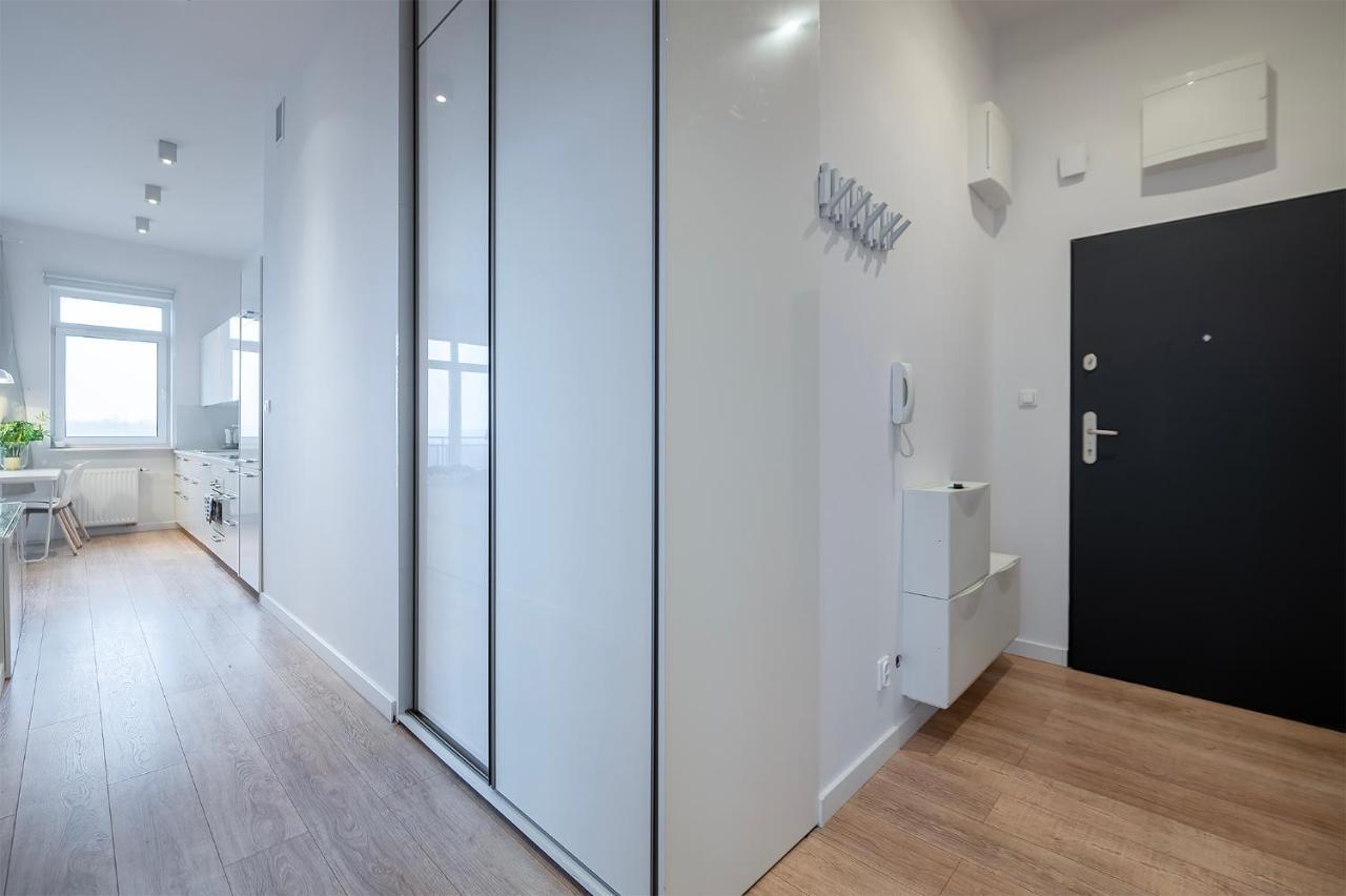 Penthouse With A View Of Lodz & Free Parking Apartamento Exterior foto
